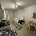 Modern City Studio With Own Patio